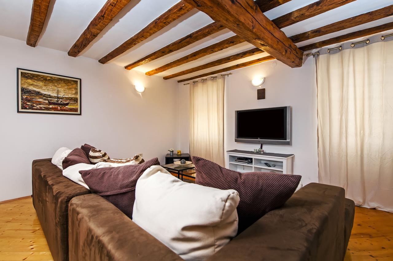 Apartment Marconi Rovinj Exterior photo